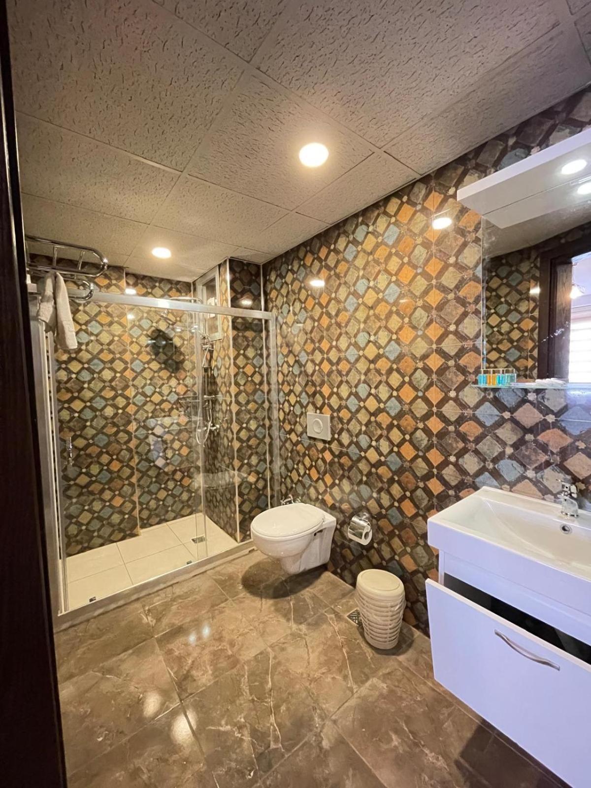 Ikarus Hotel Kusadası Extérieur photo