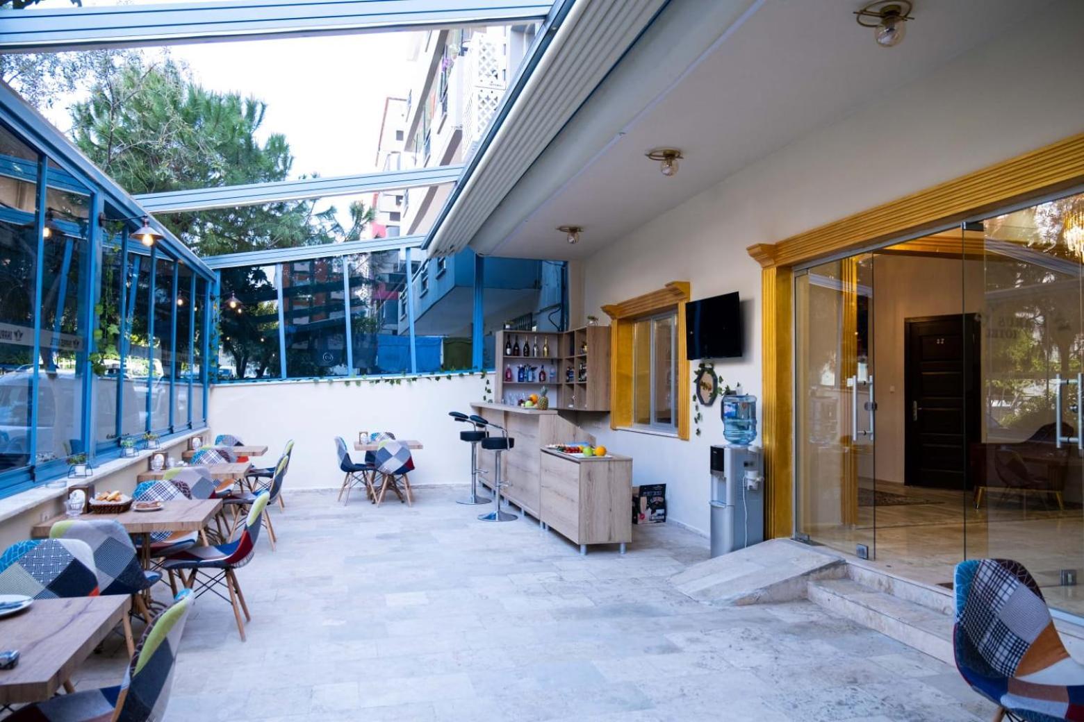 Ikarus Hotel Kusadası Extérieur photo